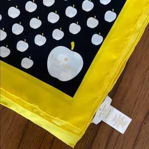 Kate spade big Apple silk scarf